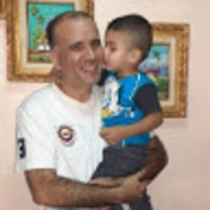 Meet your Posher, Erasmo ramÃ³n